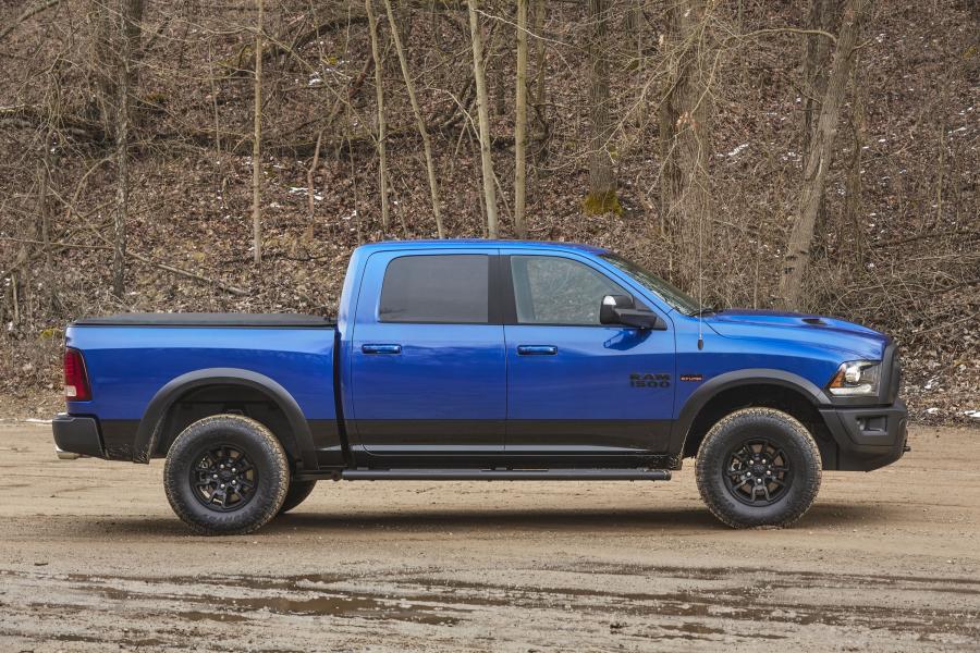  Dodge Ram 1500 Rebel Blue Streak Crew Cab 2017 года  (фото 10 из 11)